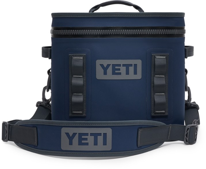 Yeti store cooler tote